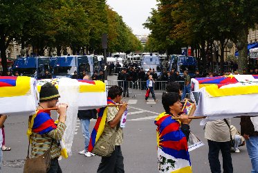 Défilé manifestation du 8/8/2008 Paris. Photo O. Masseret